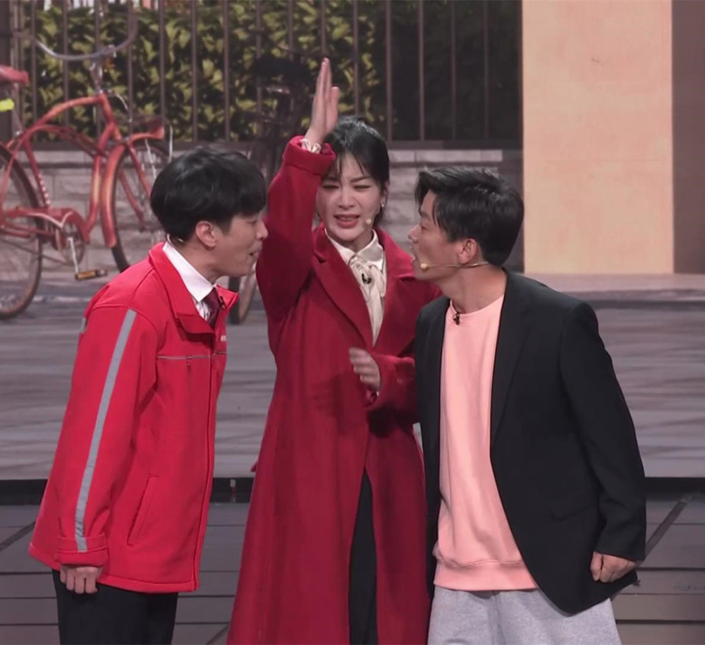 25%,杨紫小品第一,沈腾马丽成功救场_腾讯新闻