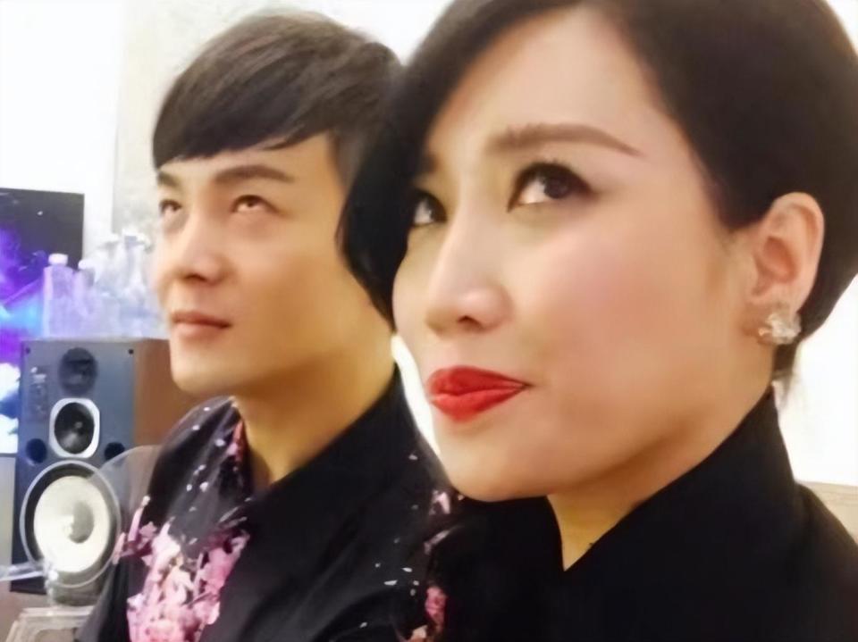 《歌手》首发阵容确定,那英领衔,杨丞琳有争议,海来阿木被吐槽