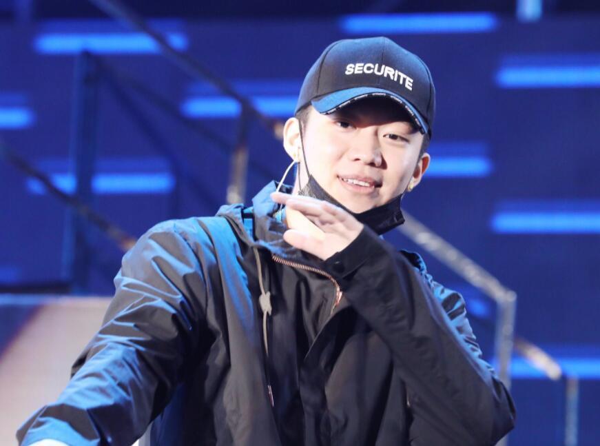 周淑怡和pgone聊天记录曝光女方太卑微第一次看到女舔狗