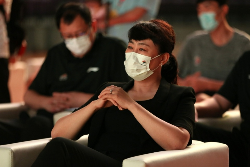 执行委员会主任是由原辽宁体育局副局长,也是中国女篮名宿王芳的担任