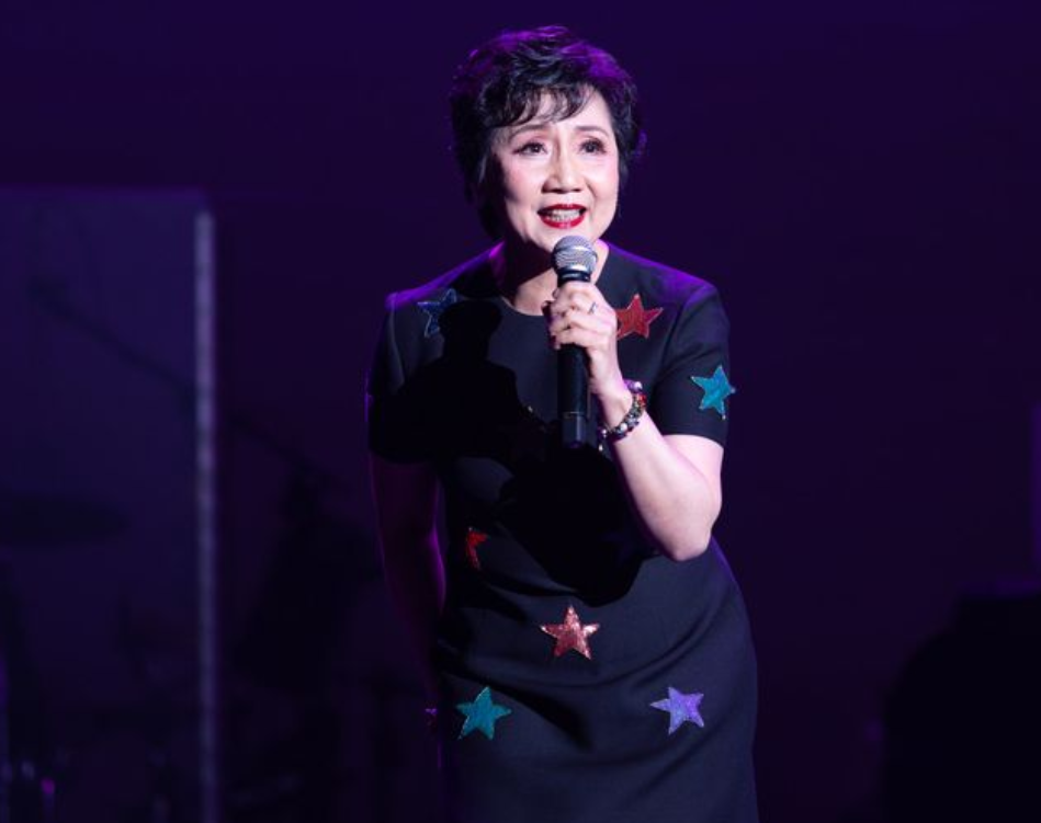 知名港星张德兰转行当中医,久违登台宝刀未老,曾上春晚全国走红_腾讯