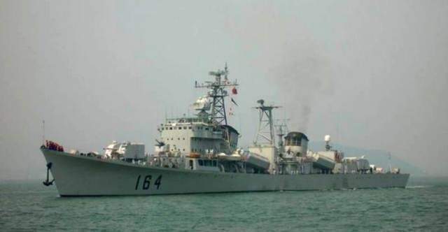 164桂林舰:两代导弹驱逐舰,既传承装备历史,又见证海军的发展