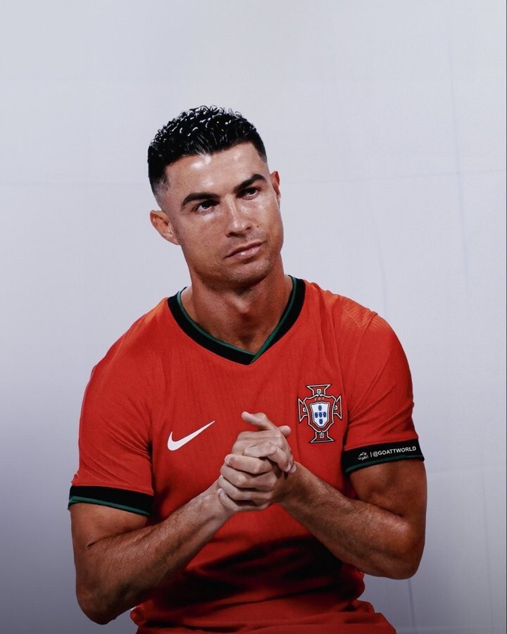 6次参赛!c罗刷新欧洲杯历史 创3大纪录 48球15助 冲第二冠