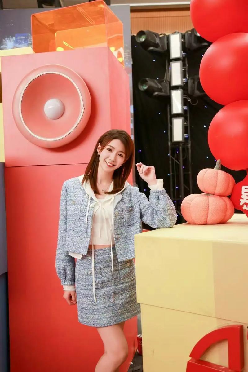 馬凡舒後繼有人？28歲宋雪瑩顏值爆表業務超能，這才是真女神！ - 