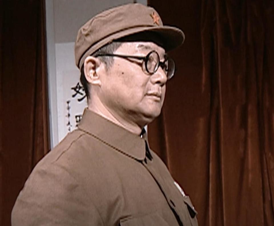 《亮剑》原著大结局：孔捷感念丁伟高瞻远瞩，惋惜李云龙英年早逝_腾讯新闻