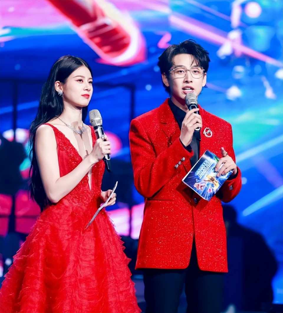 湖南卫视,芒果tv,天娱传媒,小芒等平台悉数参加,场面热闹非凡,整台