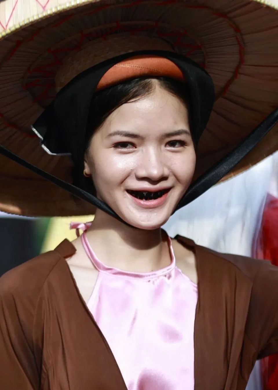 3月8日这天,越南胡志明街头上演古装大秀