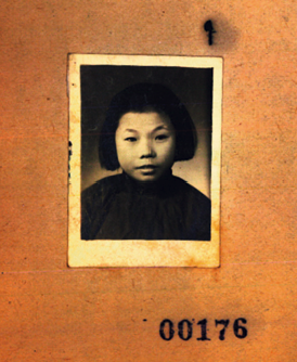 “我是愛凌，一個愛玩愛鬧的中國女孩兒” - 