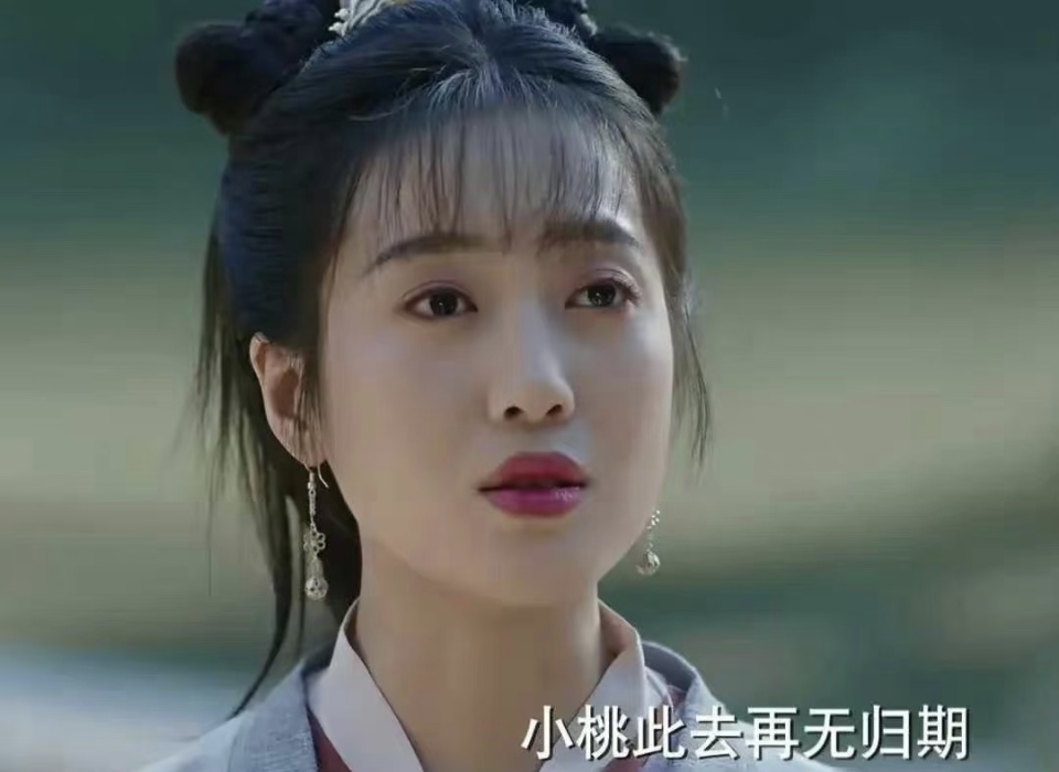 演完赵丽颖情敌,又演刘亦菲情敌,28岁的她从130斤瘦下来,变美了