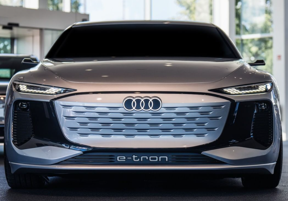 奥迪纯电版a6量产版来了新一代颜值王