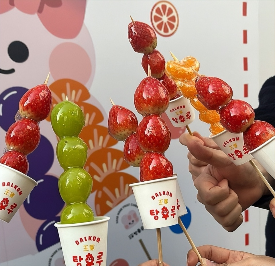 韩网红称糖葫芦由韩国自创,还请中国人站台证明_腾讯新闻