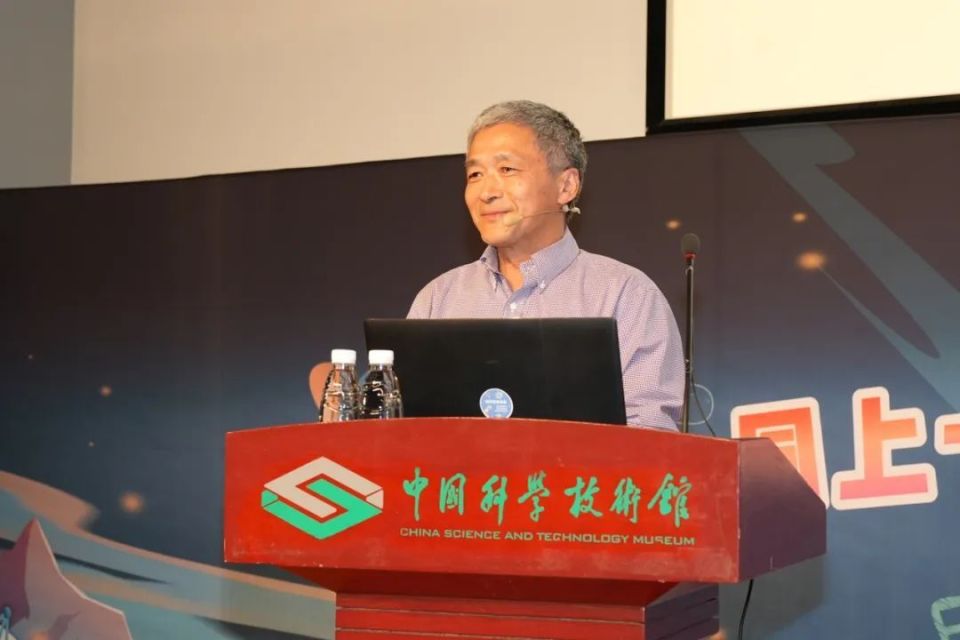 科学点燃青春！未来科学大奖联合中国科技馆主办“同上一堂科学课” 张寿武教授精彩开讲_腾讯新闻