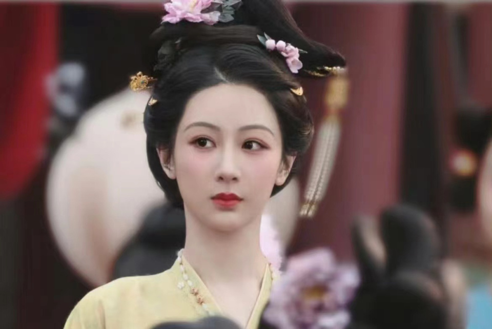 一不留神,杨紫又要"霸屏"!4部新剧火热来袭,都是高人气佳作_腾讯新闻