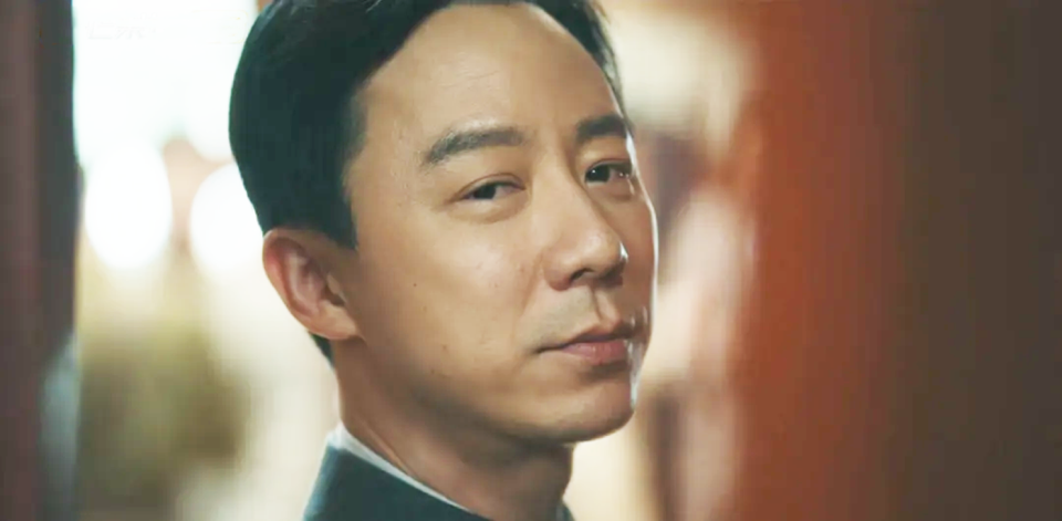 这个微表情折射出的代价,是我党同志的一条生命.