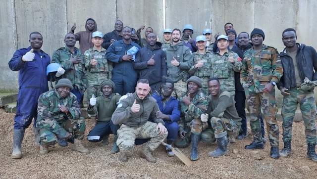 的背景下,中国第22批赴黎维和部队抵达,配合友军执行了2天的紧急任务