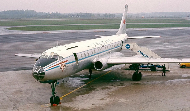 三卷白纸压翻图104客机1981年苏联太平洋舰队高层全体罹难之谜