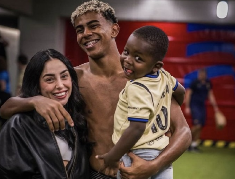 曝亚马尔输球后与前女友过夜：开派对叫30个女性 18岁已换5个对象