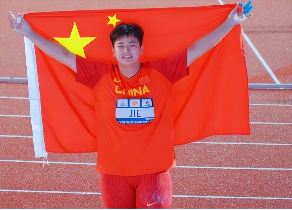田径世锦赛女子链球中国老将新人齐进决赛 合力刷新40年两大纪录_腾讯新闻