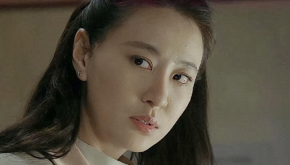 拍《伪装者》被胡歌压断锁骨,被网暴10年程锦云,明台为何会爱上