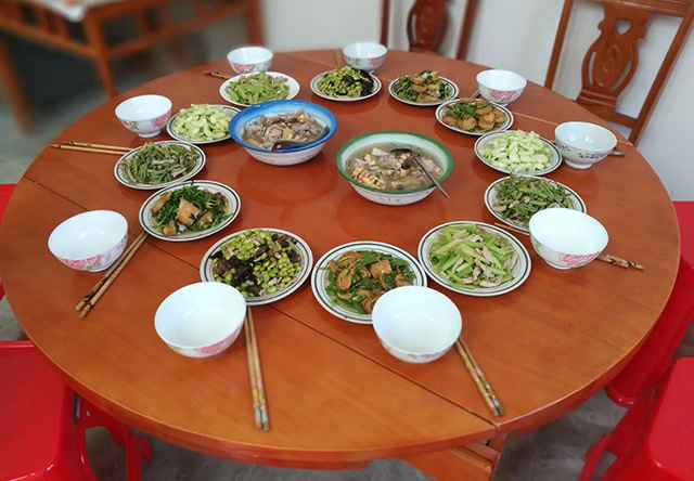 “开荤”的说法从何而来？荤素的“荤”，指的竟然不是肉？_腾讯新闻