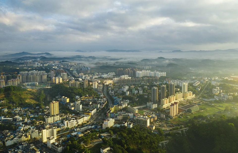 海南中线哪里更适合过冬避寒和旅居养老，全方位解析来了_腾讯新闻