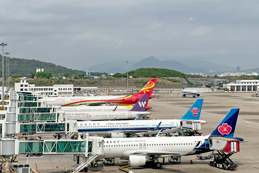三亚机场"五一"假期预计运送旅客31.6万人次