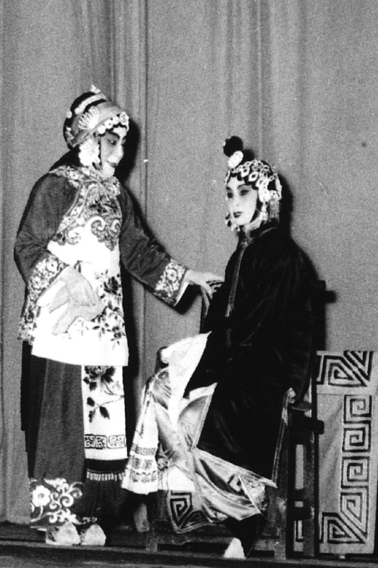 京剧表演艺术家李韵秋因病逝世,享年89岁,生前最后露面很憔悴