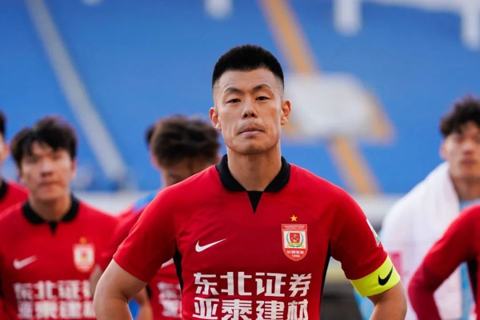 亚泰主场又是超长补时被绝杀……_腾讯新闻