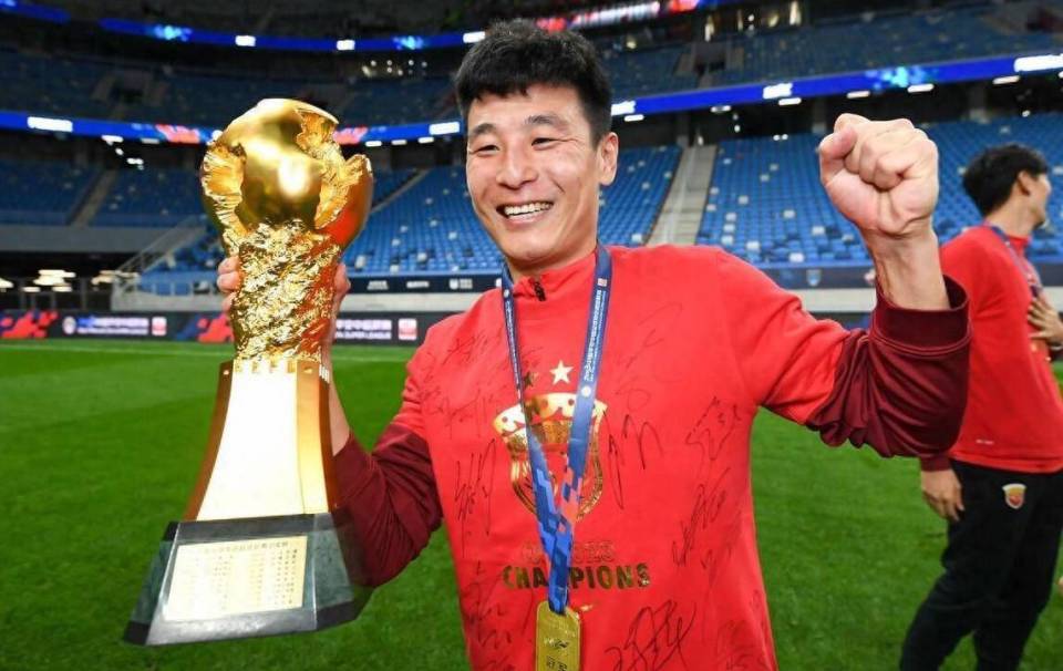 武磊获2023年中国金球奖生涯第4次当选击败韦世豪于汉超