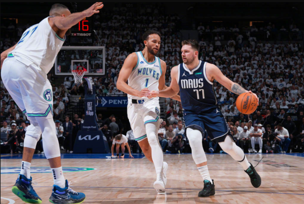 nba西部决赛:独行侠客场逆转森林狼,欧文东契奇打服最佳防守