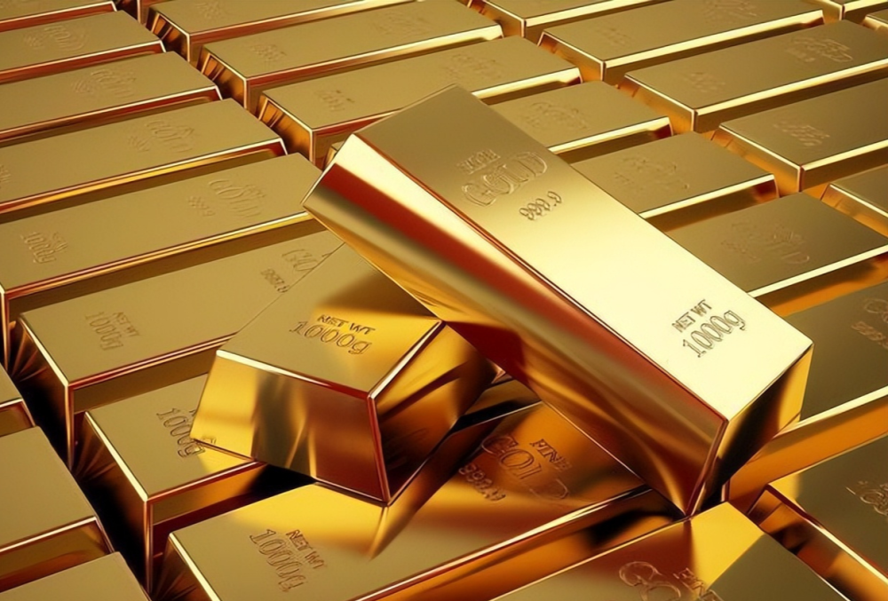 金价突破1590元！老铺黄金一夜涨价30%，这背后谁在“遥控”？_腾讯新闻