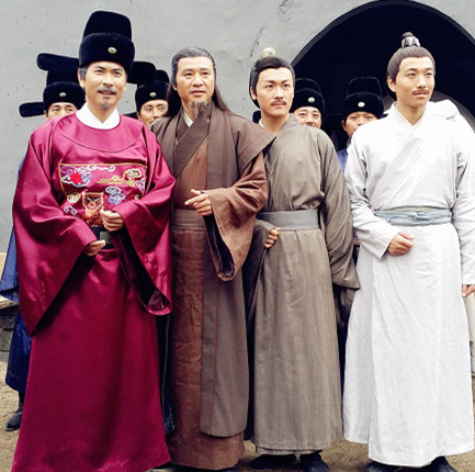 《天下正道》定档,吴卓翰李彩桦主演,众多戏骨加持,导演水平高_腾讯