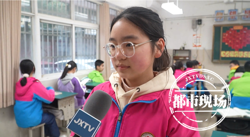 学生  张梓桐:我觉得非常励志,我们现在也到了初三关键的节点,迎来了