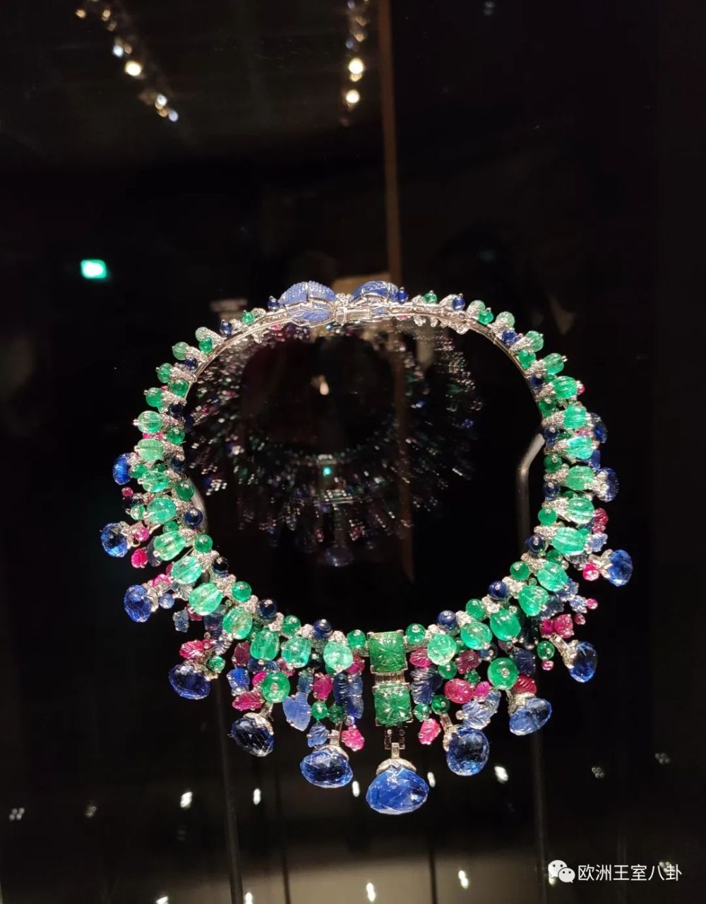 如何优雅地逛香港卡地亚珠宝展?_腾讯新闻