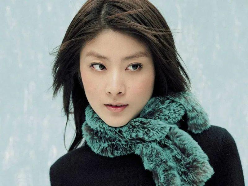 陈慧琳:被誉为香港歌坛天后,嫁相爱16年初恋,中年痛失女儿抱撼_腾讯