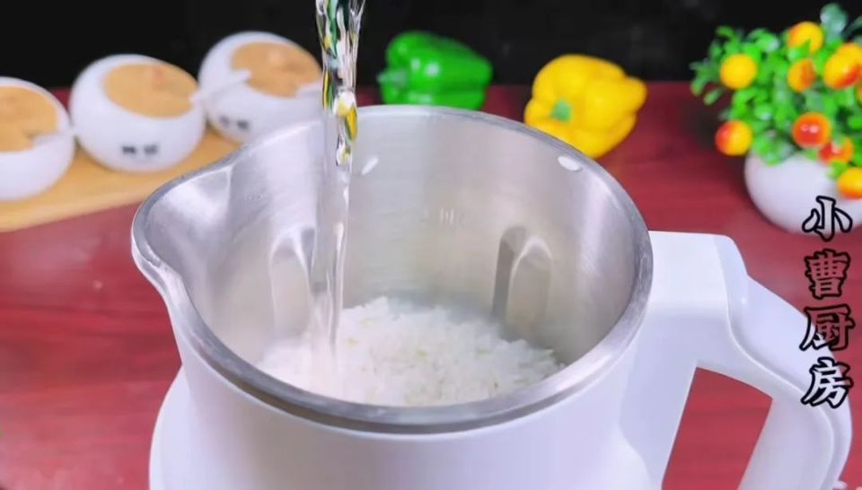 1碗大米,2把糯米粉,简单3步,随手一做,健脾养胃,软糯q弹_腾讯新闻