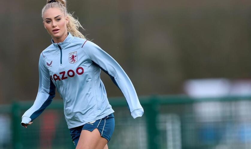 场内是战神场外是女神24岁阿丽莎女足世界杯上奔跑的多巴胺