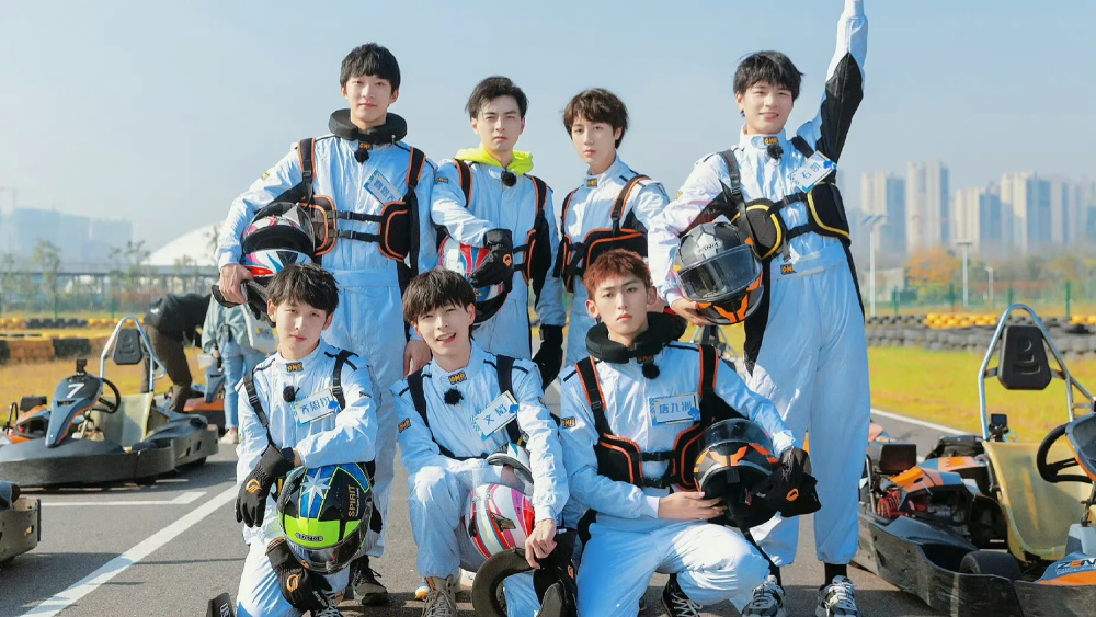 名侦探学院6收官上演学院版全员加速中追逐中展现学长热血高能团魂