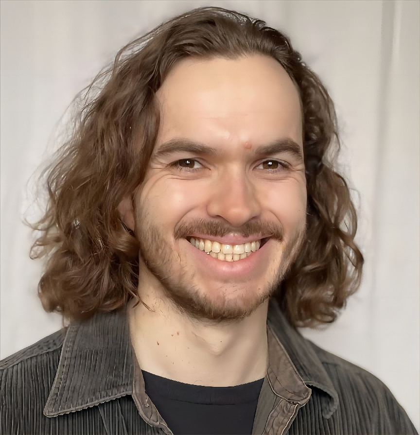 我加拿大籍人,对中国文化感兴趣,带女友到中国旅游,感觉非常棒