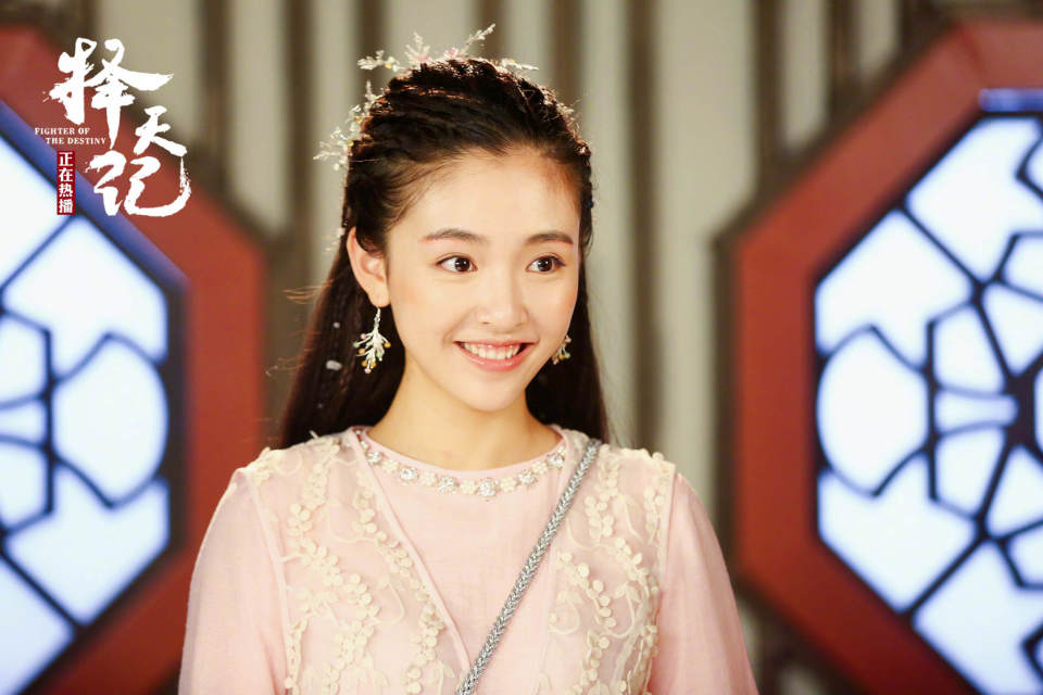 《庆余年2》热播,成年叶轻眉饰演者提名火了,谁能演范闲母亲?