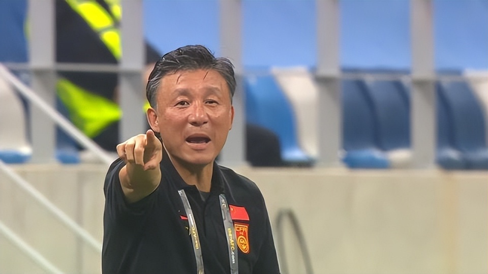 国奥集结备战奥预赛成耀东仍稳坐钓鱼台人才断档问题难解又要海外拉练