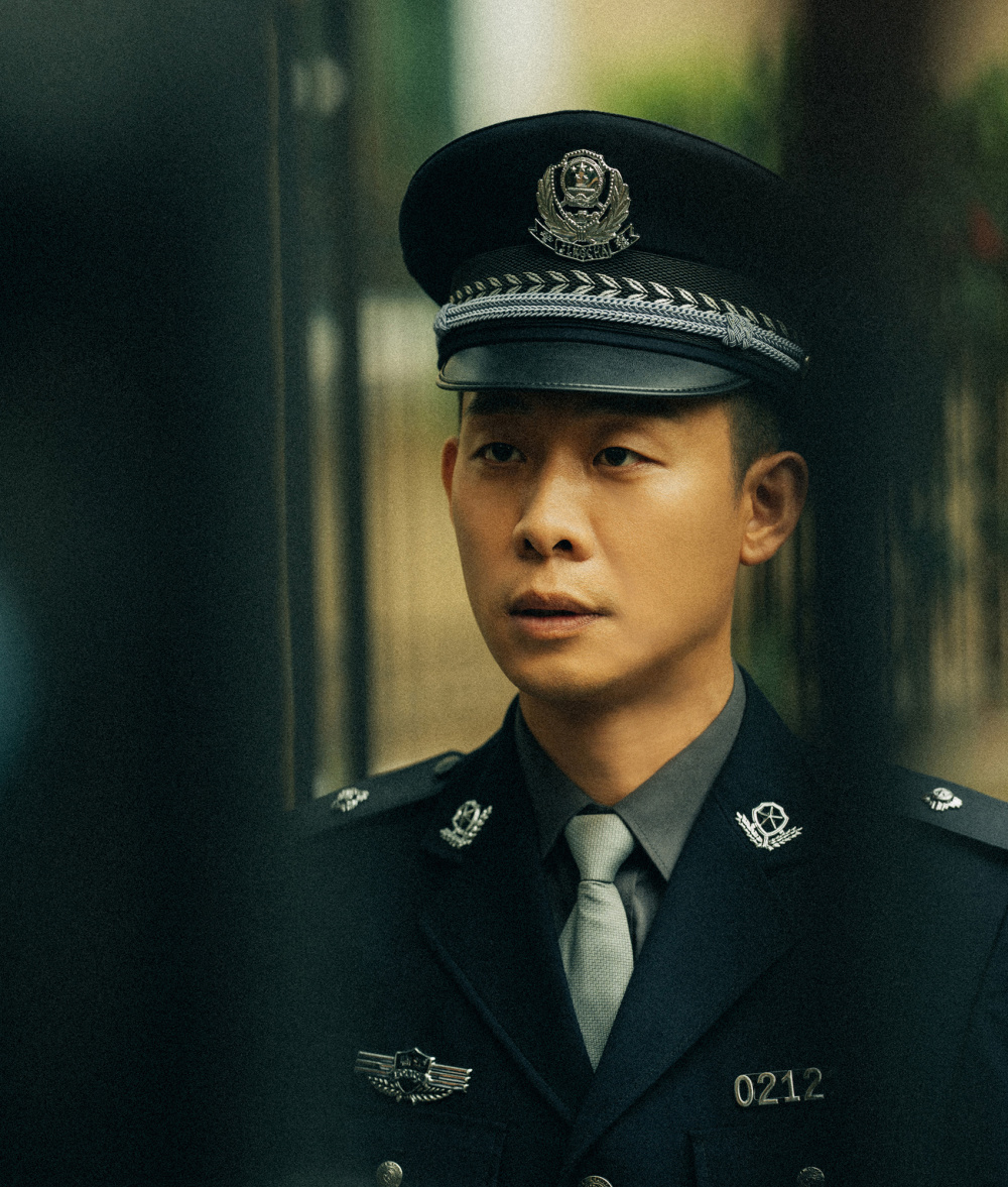 继狂飙之后张译新剧他是谁定档收视率躺赢啊