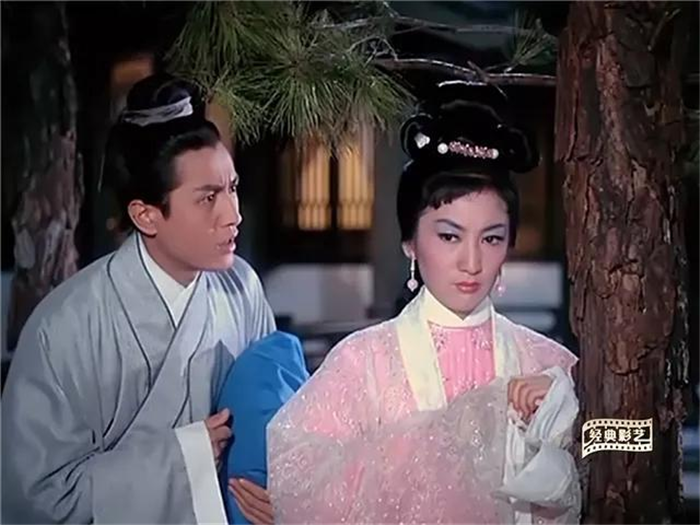 “高手专业户”鲍方：梁朝伟最敬佩的前辈，央视曾赞扬他是楷模_腾讯新闻
