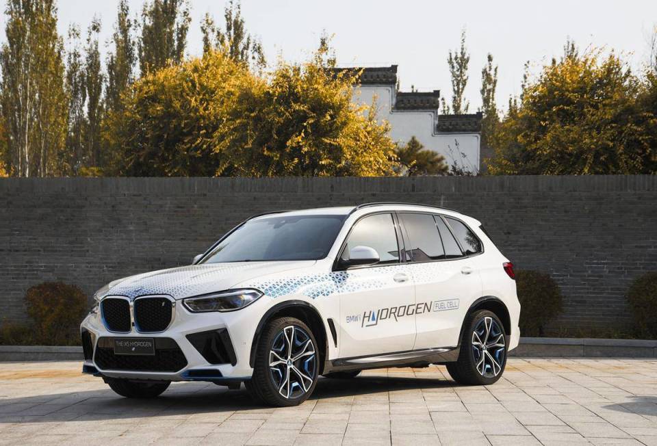 绝对的绿色出行绝对的续航零焦虑体验宝马ix5氢燃料电池车