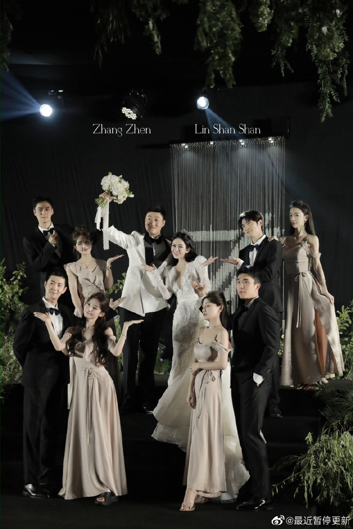 网红林珊珊再婚嫁导演,1岁女儿登台送婚戒,与大白婚姻7年无所出_腾讯
