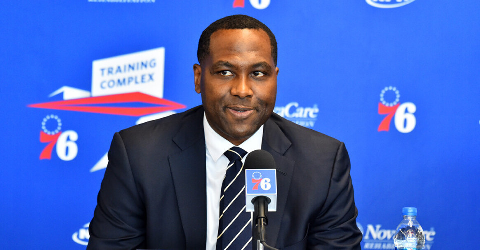 黄蜂总经理候选人名单 76人总经理埃尔顿-布兰德在列