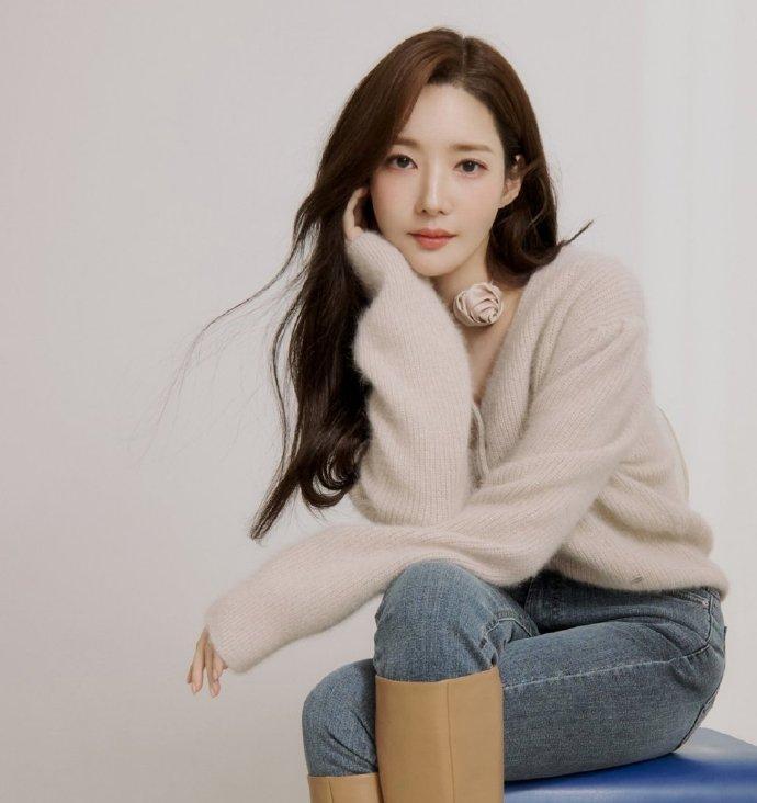 韩剧《请和我的老公结婚》热播,女主角朴敏英表示,无法面对观众的喜爱