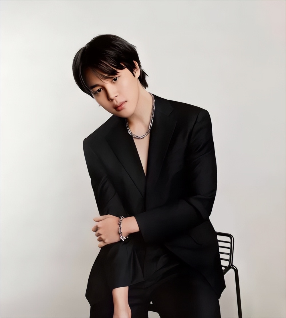 防弹少年团jimin在5月份的个人品牌知名度排名中位居第一_腾讯新闻