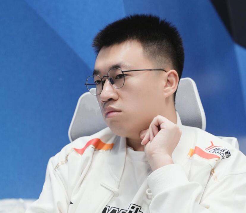 日本网友评选10大中单两位国产选手上榜knight排名不如小虎