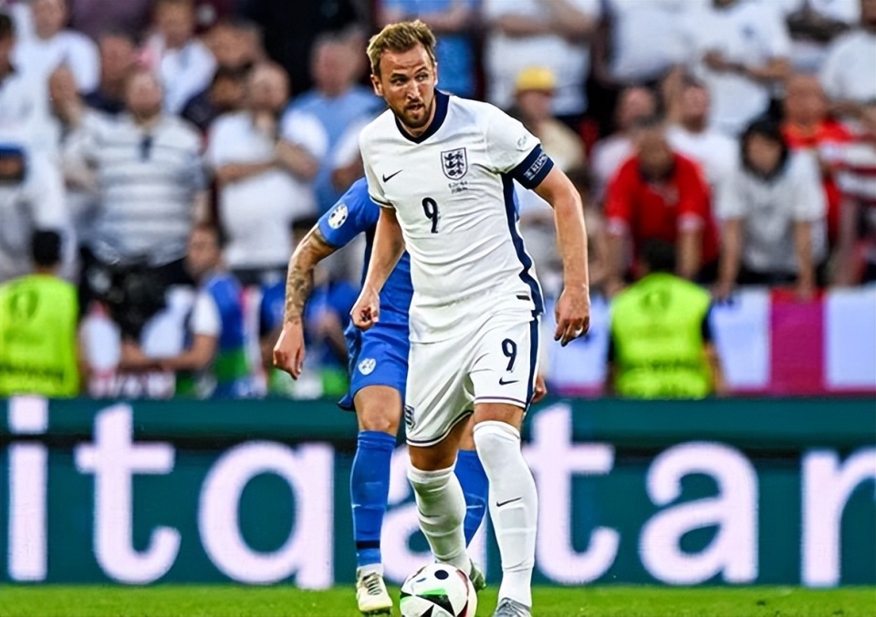 英格兰头名出线,淘汰赛首轮避开德国队,16强确定11队